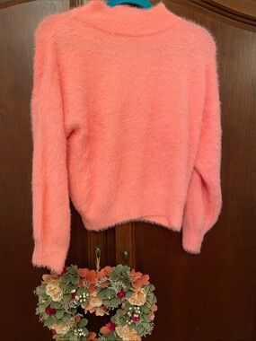 Pink Sweater size S/M NWOT light pink/80s/90s/soft/comfy/Barbiecore Valentines